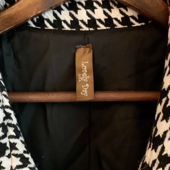 Vintage Houndstooth pattern coat - Picture 3 of 6